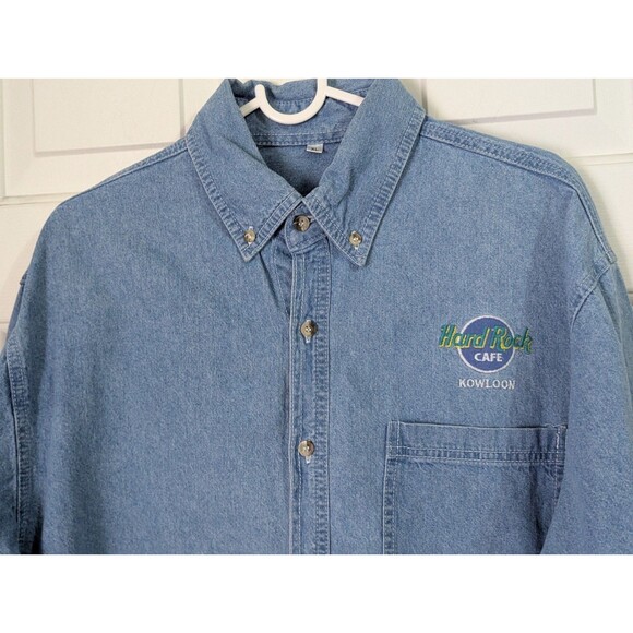 VTG Hard Rock Cafe KOWLOON Denim Button Shirt L/S XL 100% Cotton Blue Light Wash - Picture 2 of 7